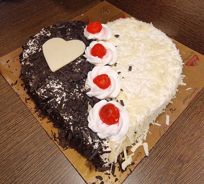 Dual Forest Cake Heart Shape) 500Gram