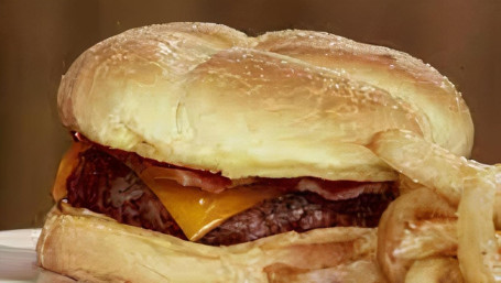 Bacon Cheeseburger (6 Oz.
