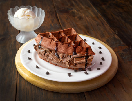 Crunchy Kitkat Waffle