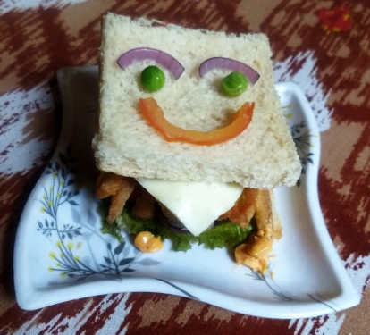 White Bread Chicken Cheese Sandwich [1 Pc(2 Layer)