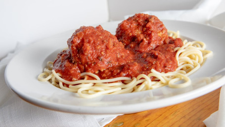 Spaghetti With Meat Sauce (Meatballs Not Included)
