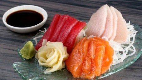 Sashimi Plate (12 slices of sashimi)