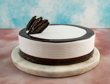 750 Gm Chocolade Ganache Cake
