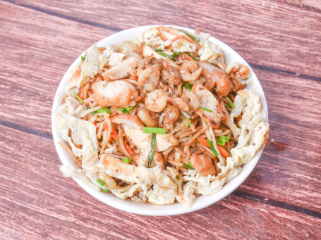 Mixede Schezwan Noodles