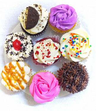 Assorted Cupcakes Pack Of 8