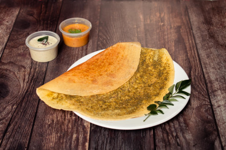 Ghee Karuvepillai Podi Dosa