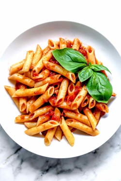 Makaron Penne Czerwony