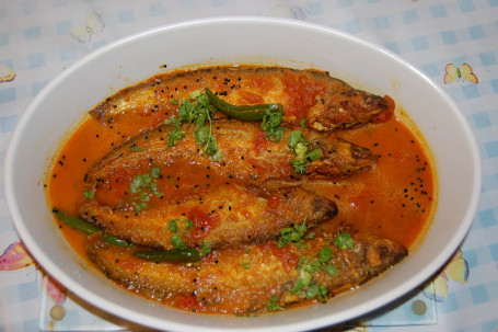 Fish Curry (Rahu)