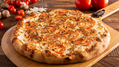 White Knight Pizza (Medium-12