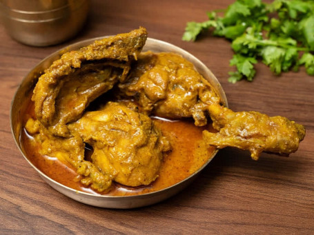 Chicken Dhakai Bhuna (2 Pcs)