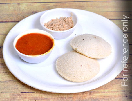 2 Idli With Sambhar +Chutney