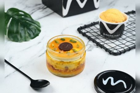 Alphonso Mango Sundae [140 Gram]