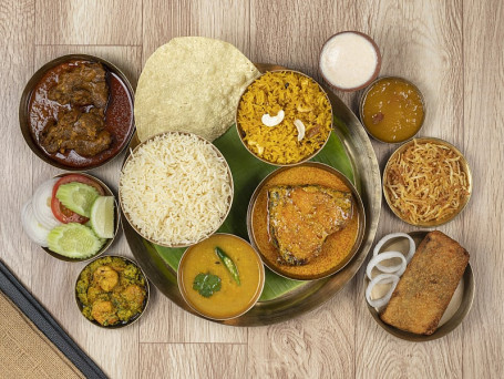 Katla Kaalia(1 Pc) Plus Bengali Fish Fry (1 Pc) Maharaja Thali