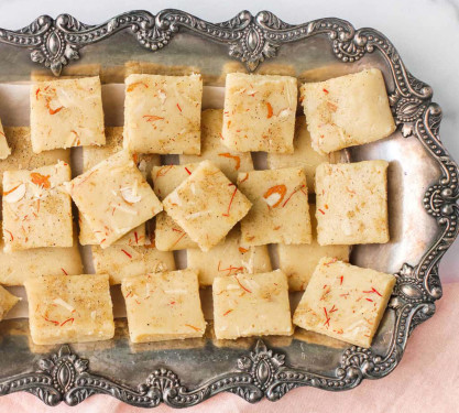 Badam Barfi (4 Pcs)