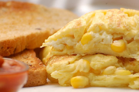 Corn Cheese Foldover Omelette (2 Eggs)