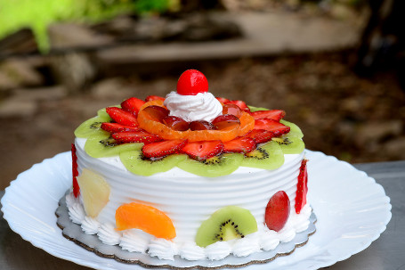 Mixed Fruit Gateau (One Pound)