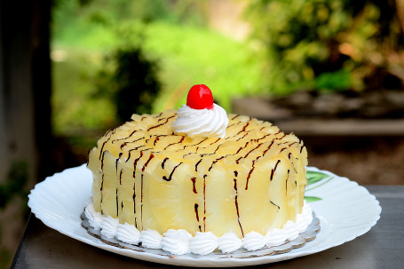 Pine Apple Cake (One Pound)