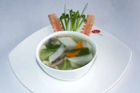 Vegetable Coriander Clear/ Thick Soup