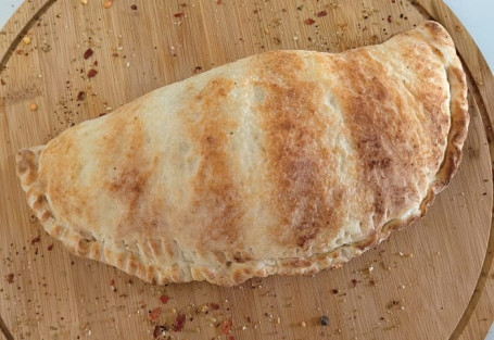 Chicken Cheesy Pesto Calzone