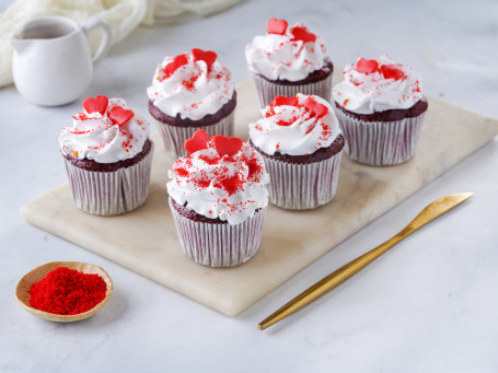 Red Velvet Cupcakes 6 Pc
