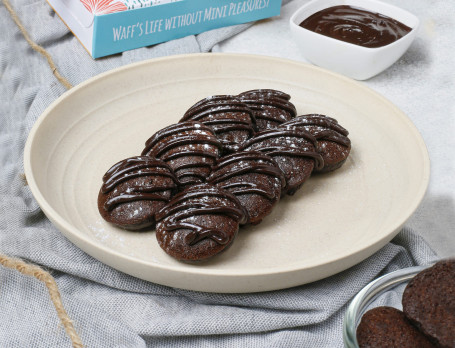 Chocolate Overload Dark Mini Pancakes (8 Pieces)