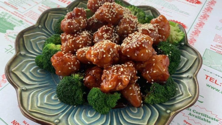 C18. Sesame Chicken (Combo Platter)