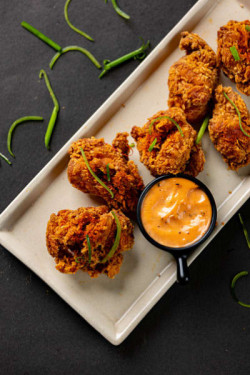Crispy Fried Chicken [6 Pieces] With Chilly Meyo Dip