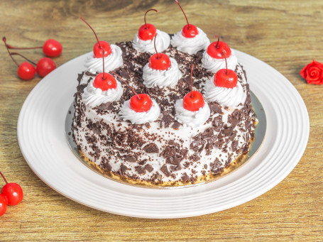 Black Forest Cake (700 Gms)