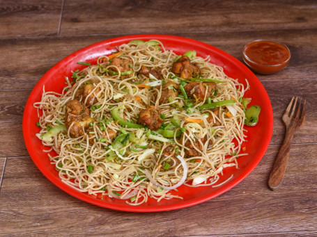 Hakka Chicken Chowmein