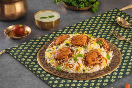 Lazeez Bhuna Bahaar (Biryani With 50% Extra Chicken, Serves- 1-2)