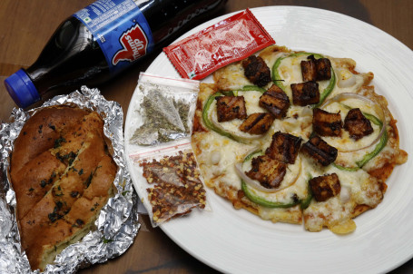 Pizza Combo With Garlic Bread Drinks