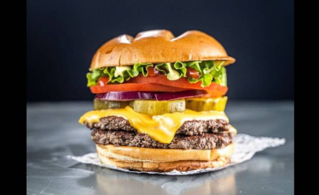 Classic Smash Burger (Cheeseburger)