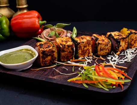 Lal Masale Ka Paneer Tikka