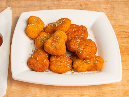 Fried Chicken Nuggets (8 Pcs)