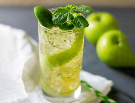 Green Apple Delight Mocktail