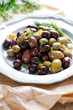 Udstenede Rustica marinerede oliven