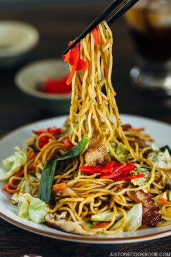 Veg. Hong Kong Noodles