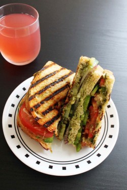 Veg. Sandwich special Bombay