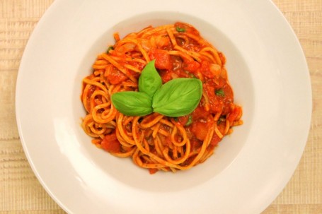 Vegetarische Spaghetti Al Pomodoro