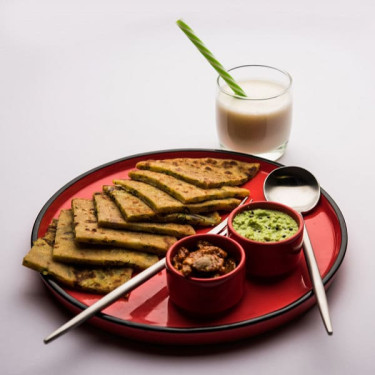 Chicken Keema Paratha Meal