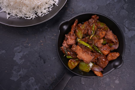 Roasted Chilli Pork With Veg Hakka Noodles/ Fried Rice