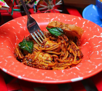 Pasta Arabiata (Penne Spaghetti)