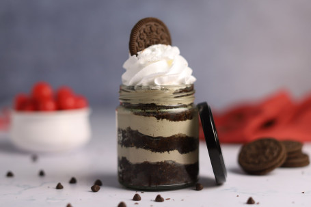 Chocolade Oreo Jar Cake