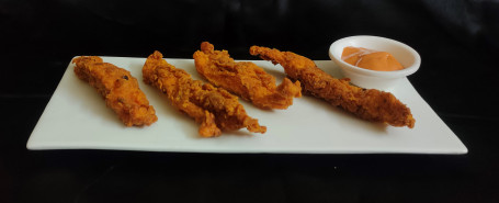 4 Pcs Crispy Fried Chicken Strips With Dip