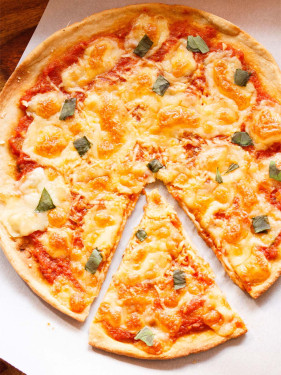 7 Regular Cheese Margherita Pizza