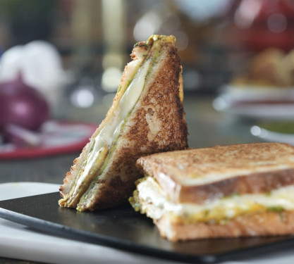 Egg Chicken Cheese Burst Sandwich