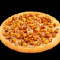 Pizza Media Con Formaggio E Peperoncino
