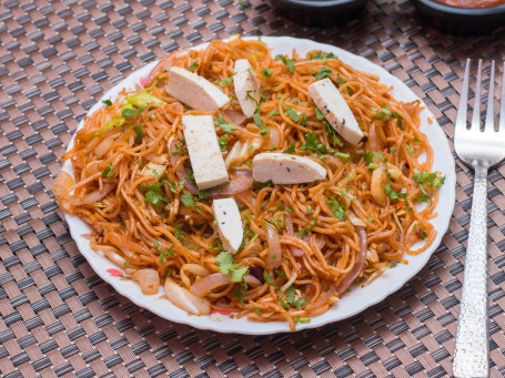 Paneer Chowmein [Per Plate]