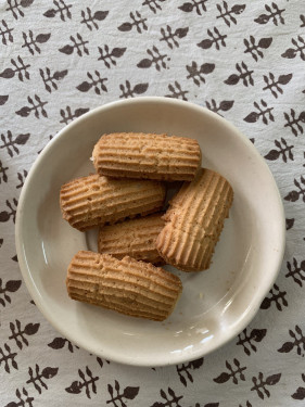 Biscuits [1 Packet]