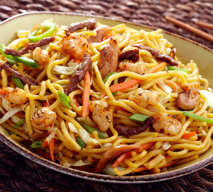 Crystal 9 Special Chowmein